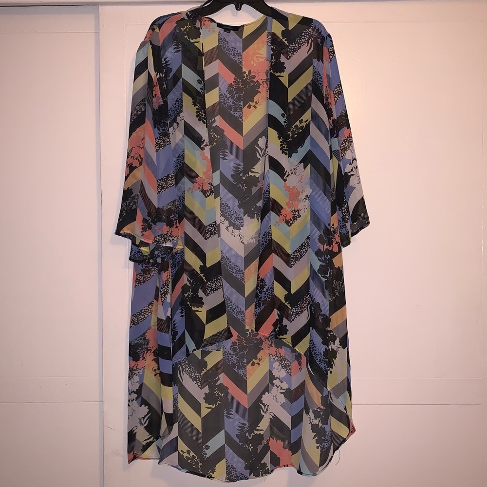 Floral/Color block kimono